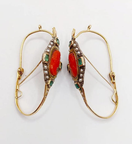 Boucles d'oreilles Dormeuses poissardes victoriennes XXL en or jaune 18k, camée corail 58 Facettes A06366