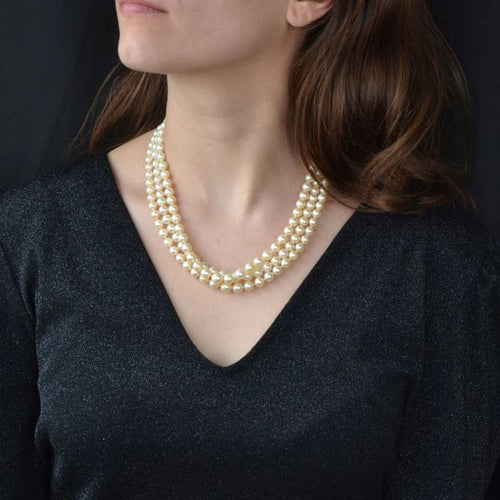 Collier Collier ancien triple rang de perles de culture en or blanc 18 carats 58 Facettes 22-188