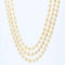 Collier Collier ancien triple rang de perles de culture en or blanc 18 carats 58 Facettes 22-188