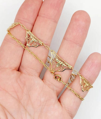 Collier Collier Art nouveau motifs filigranés en or jaune 18k, 40 cm 58 Facettes A06381