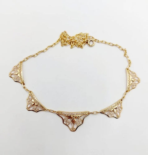 Collier Collier Art nouveau motifs filigranés en or jaune 18k, 40 cm 58 Facettes A06381