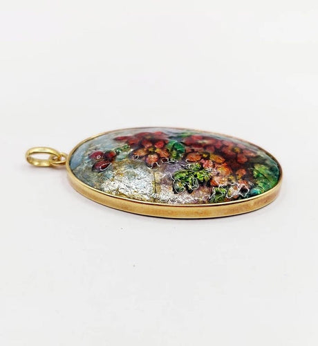 Pendentif Pendentif Art nouveau en or jaune 18k avec plaque émaillée fleurs 58 Facettes A06385