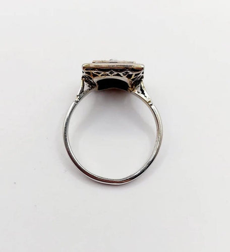 Bague 51 Bague marquise Art déco en or blanc 18k, diamants et saphirs calibrés 58 Facettes A06165