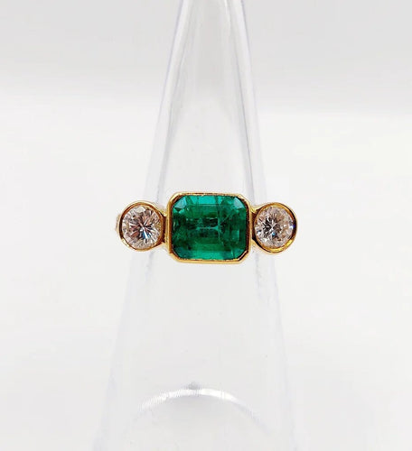 Bague 49 Bague jarretière vintage en or 18k avec émeraude et diamants 58 Facettes A06440