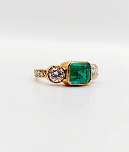 Bague 49 Bague jarretière vintage en or 18k avec émeraude et diamants 58 Facettes A06440