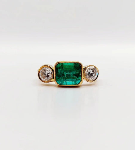 Bague 49 Bague jarretière vintage en or 18k avec émeraude et diamants 58 Facettes A06440