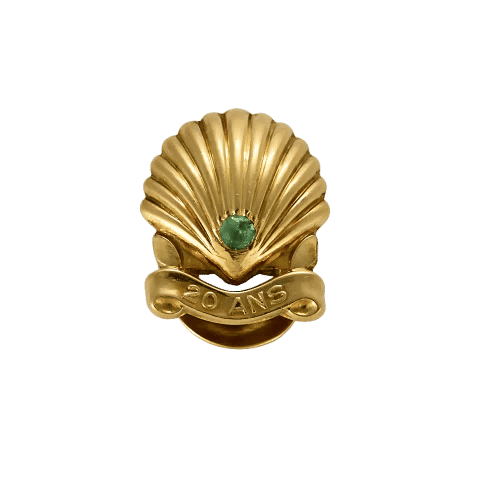 Cartier - Boutonnière coquillage en or jaune et émeraude 58 Facettes LP1489/