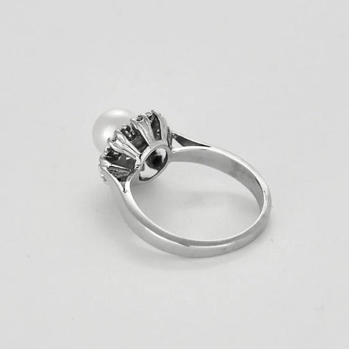 Bague 49 Bague feuille perlée en or blanc 18 carats, perle et diamants 58 Facettes LP1504/