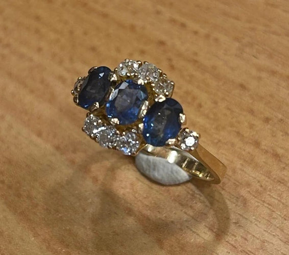 Bague 58.5 Bague Ciel Diamanté en or jaune 18K, saphirs et diamants 58 Facettes LP458/10