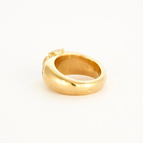 Bague 56 Bague en or jaune 750 sertie d’un saphir et diamants 58 Facettes LP457/10