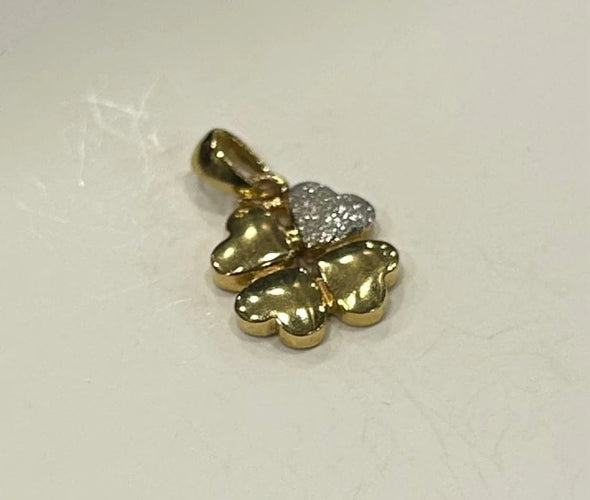 Pendentif Pendentif trèfle à 4 cœurs en or jaune et or blanc 58 Facettes LP234/3