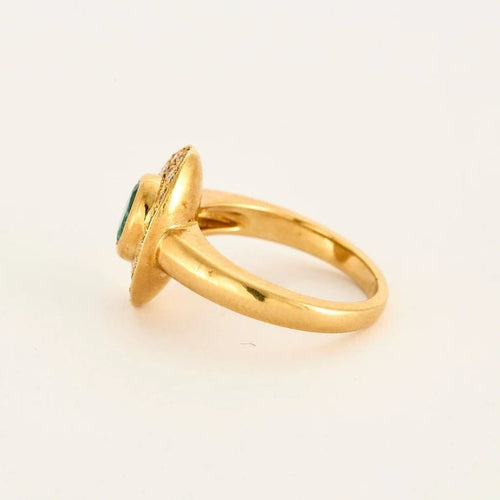 Bague 57 Bague en or jaune 750 avec émeraude ovale et diamants 58 Facettes LP1053/12