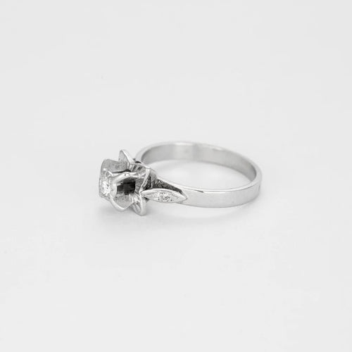 Bague 49 Art déco - Bague solitaire en or blanc 750 sertie de diamants 58 Facettes LP1121/13