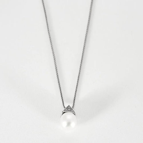 Collier Collier - Pendentif en or blanc avec perle de culture et diamants 58 Facettes LP912/BET