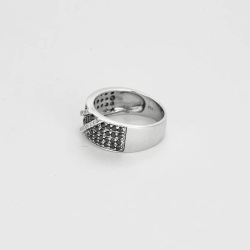 Bague 51.5 Bague bandeau en or blanc sertie de diamants noirs 58 Facettes LP1149