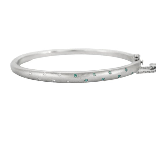 Bracelet Bracelet jonc en or blanc saphirs Teal et saphirs blancs 58 Facettes LP1222/14