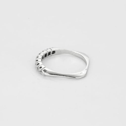 Bague 53.5 Alliance - Bague en or blanc sertie de diamants 58 Facettes LP1225/11