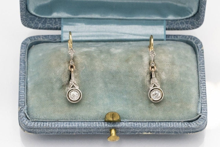 Boucles d'oreilles Boucles d'oreilles anciennes en or jaune, platine et diamants 58 Facettes 10505