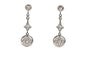 Boucles d'oreilles Boucles d'oreilles pendantes en or 18 carats et platine avec diamants 58 Facettes 10692