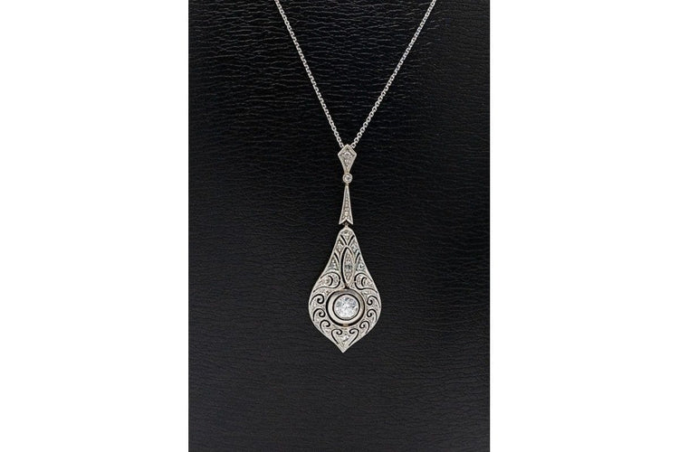 Pendentif Art déco - Pendentif en or jaune, platine et diamants 58 Facettes 11032