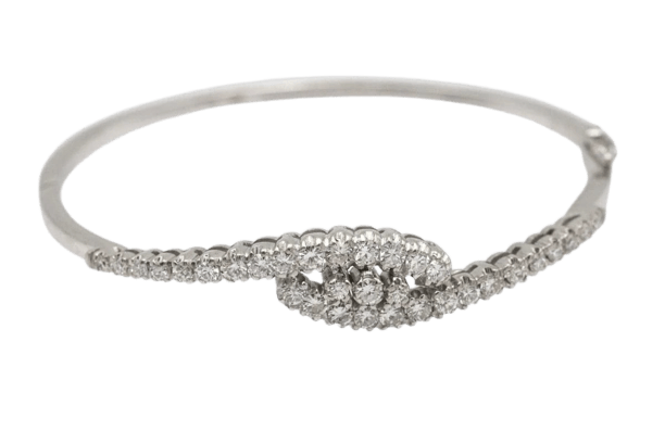 Bracelet Bracelet rigide en or blanc et diamants 1,45 ct 58 Facettes 10362