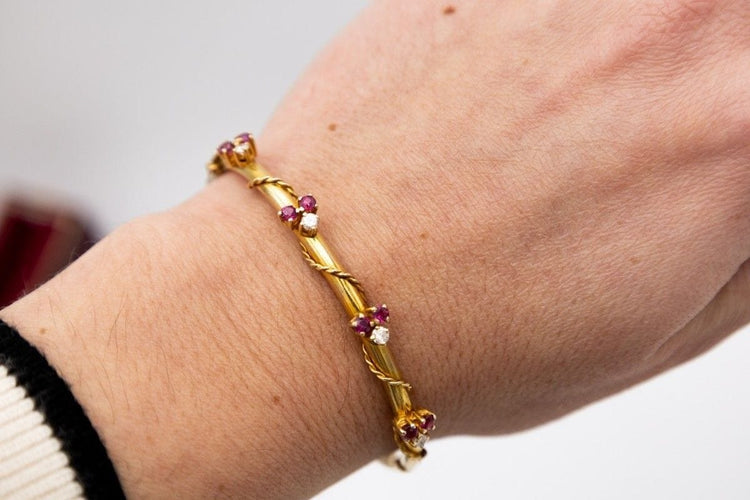 Bracelet Bracelet Art nouveau rigide en or jaune 14 carats, rubis et diamants 58 Facettes 10569