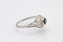 Bague 54 Bague en or blanc 750 avec saphir bleu, milieu du XXe siècle 58 Facettes TP10