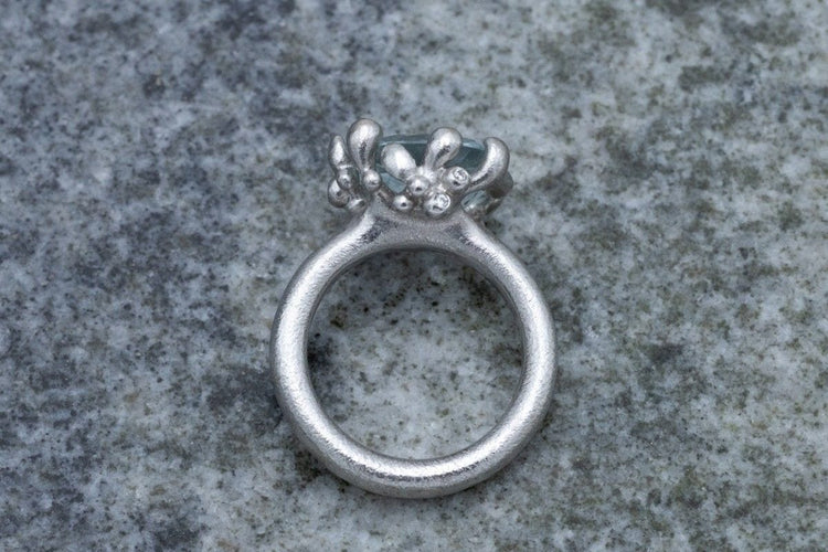 Bague 57 Charlotte Lynggaard - Bague en or blanc avec aigue-marine et diamants 58 Facettes 9629