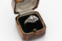 Bague 54 Bague Art déco en or blanc avec diamants et saphirs synthétiques 58 Facettes 9816