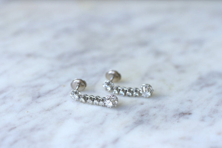 Boucles d'oreilles Art Déco - Boucles d'oreilles en or blanc diamants 58 Facettes