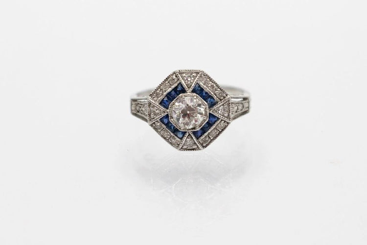 Bague 53 Art déco - Bague en or blanc, diamants et saphirs 58 Facettes 10488