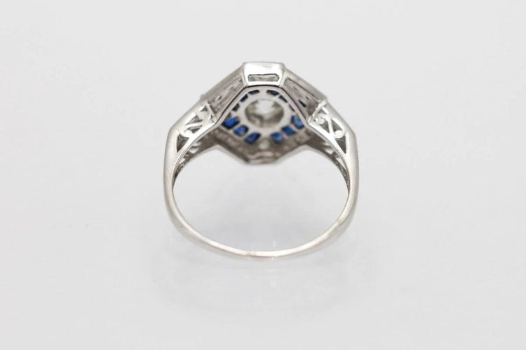 Bague 53 Art déco - Bague en or blanc, diamants et saphirs 58 Facettes 10488