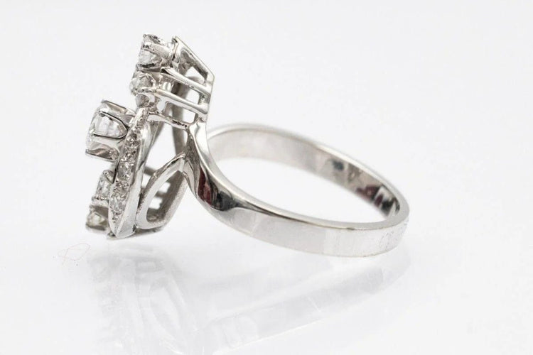 Bague 53 Bague en or blanc 18 carats sertie de diamants 0,73 ct 58 Facettes 10829