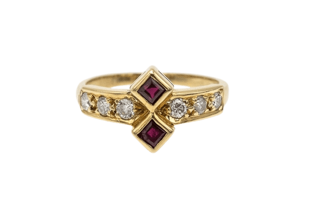 Bague 50 Bague vintage en or jaune, rubis et diamants 58 Facettes 11155