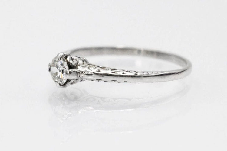 Bague 51 Bague solitaire en or blanc 18 carats avec diamant taille ancienne 0,25 ct 58 Facettes 11219