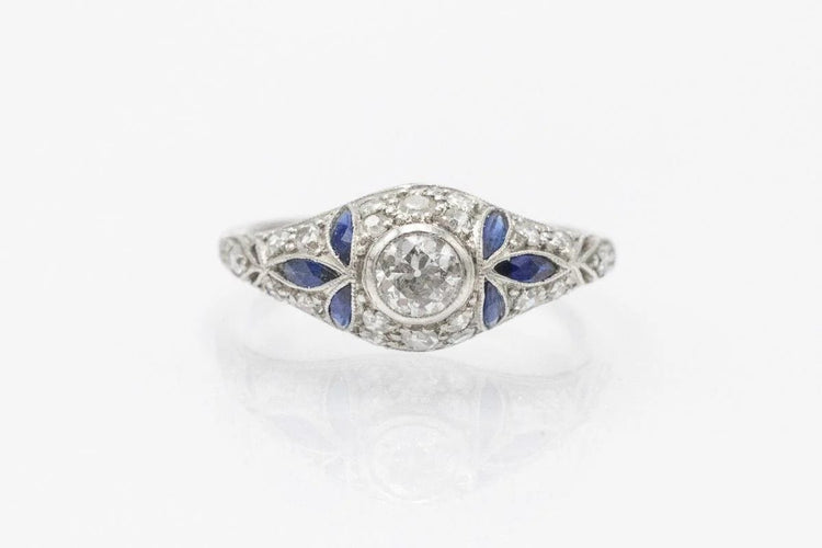 Bague Bague Art déco en platine sertie de diamants et saphirs synthétiques 58 Facettes 11324