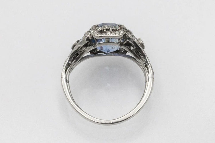 Bague 49 Art déco - Bague en platine avec saphir coussin et diamants 58 Facettes 11300