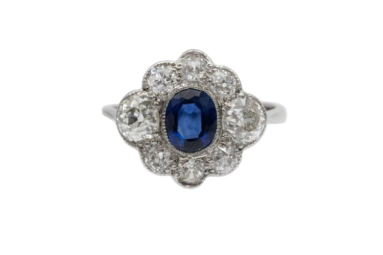 Bague 52 Bague ancienne en or blanc avec saphir et diamants 58 Facettes 11482
