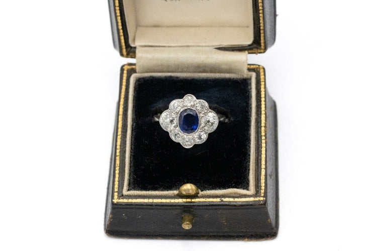 Bague 52 Bague ancienne en or blanc avec saphir et diamants 58 Facettes 11482