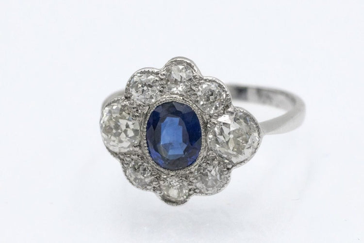 Bague 52 Bague ancienne en or blanc avec saphir et diamants 58 Facettes 11482