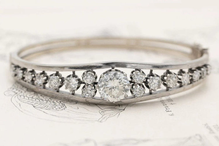 Bracelet Bracelet ancien en or blanc 14 carats et diamants 5,07 ct 58 Facettes 10385