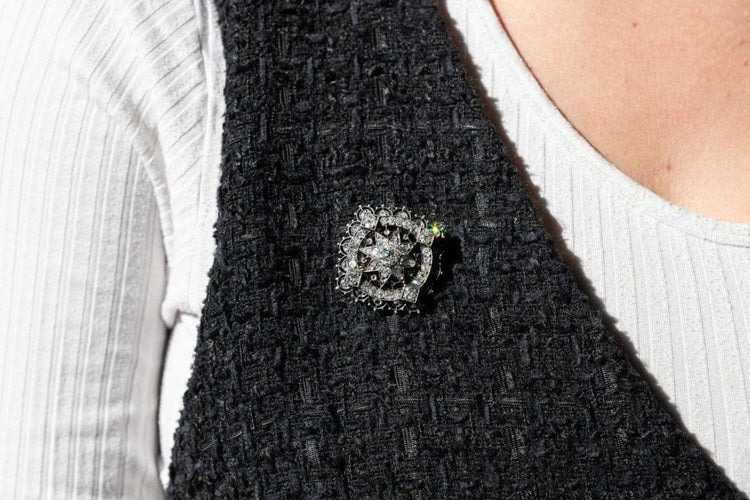 Broche Broche antique en or jaune et argent avec diamants taille ancienne 58 Facettes 10359