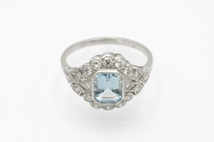 Bague Bague géométrique en platine 950 avec aigue-marine et diamants 58 Facettes 11701