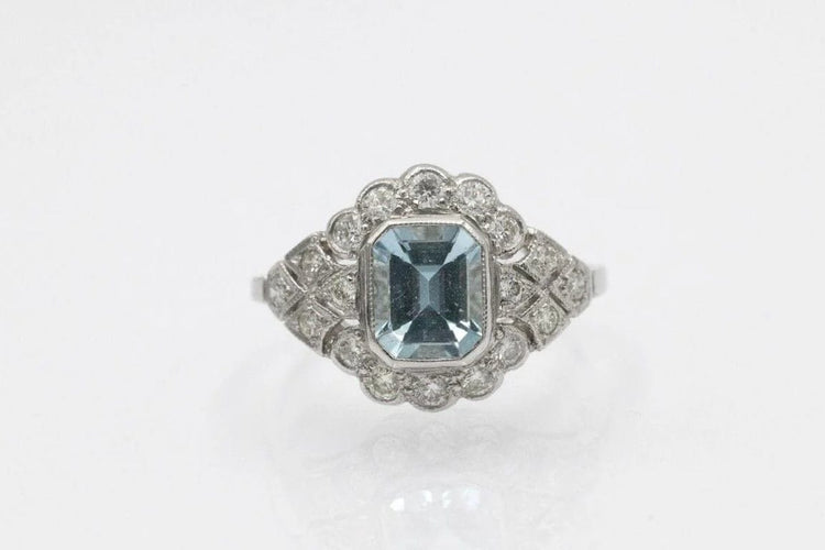 Bague Bague géométrique en platine 950 avec aigue-marine et diamants 58 Facettes 11701