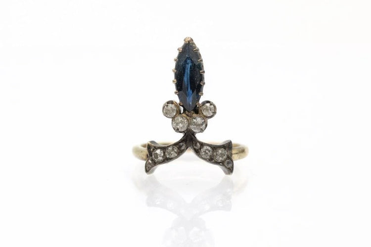 Bague 47 Bague diadème antique saphir et diamants en or jaune 14 carats 58 Facettes 11720