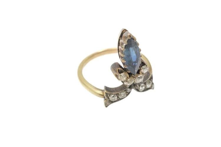 Bague 47 Bague diadème antique saphir et diamants en or jaune 14 carats 58 Facettes 11720