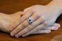 Bague 54 Bague en or blanc et jaune 18 carats avec saphirs et diamants 58 Facettes 11722