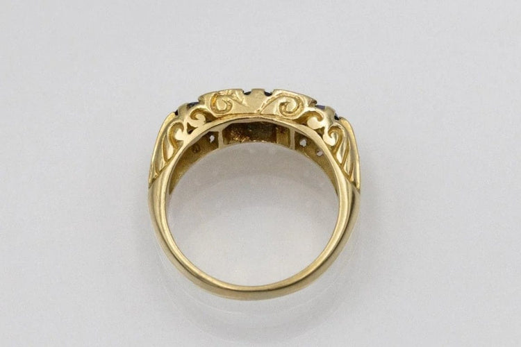 Bague 54.5 Bague en or jaune 18 carats avec saphirs et diamants 58 Facettes 11556