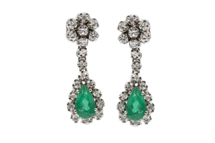 Boucles d'oreilles Boucles d’oreilles pendantes en or blanc 14 carats, émeraudes et diamants 58 Facettes 11569