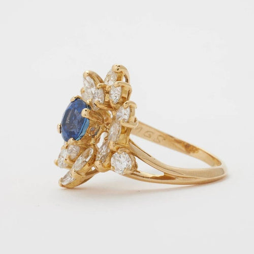 Bague 53 Bague en or jaune 750 avec saphir ovale et diamants 58 Facettes